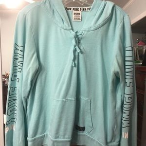 ADORABLE BLUE VICTORIA’S SECRET HOODIE!